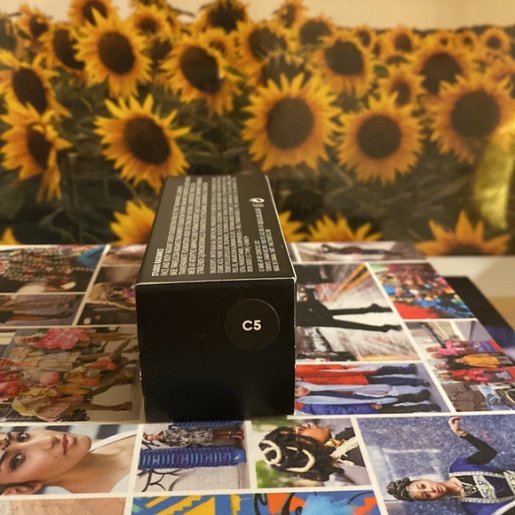 MAC cosmetics Face and Body Radiant Sheer Foundation C5 - Picture 2 of 2